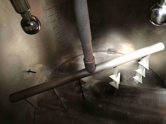 Planta da cervejaria do equipamento comercial pequeno da fabricação de cerveja mini elétrica ou vapor
