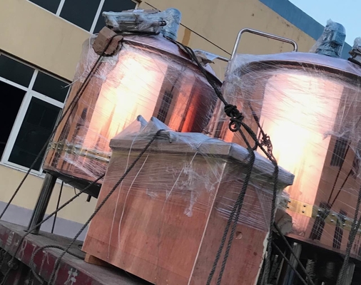 Vapor de cobre do equipamento da fabricação de cerveja do micro restaurante ou aquecimento bonde