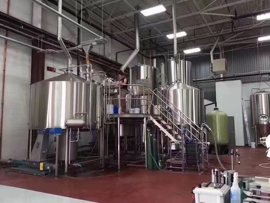 Aquecimento de vapor de aço inoxidável do equipamento da fabricação de cerveja de cerveja do ofício de quatro embarcações