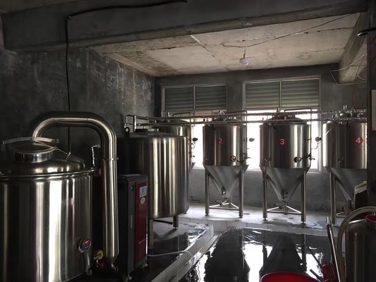 Sistema da cervejaria de Brewpub do equipamento home básico da fabricação de cerveja de cerveja da pequena escala mini
