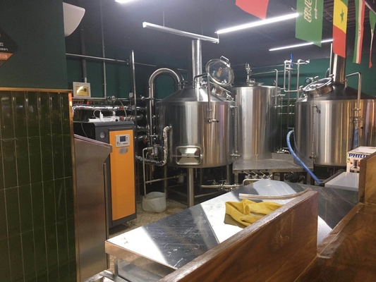 micro economia de energia de aço inoxidável do equipamento da fabricação de cerveja 500l para a cerveja de malte de IPA