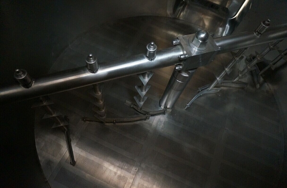 Aquecimento de vapor de aço inoxidável do sistema da fabricação de cerveja de cerveja do tanque brilhante semi auto da cerveja