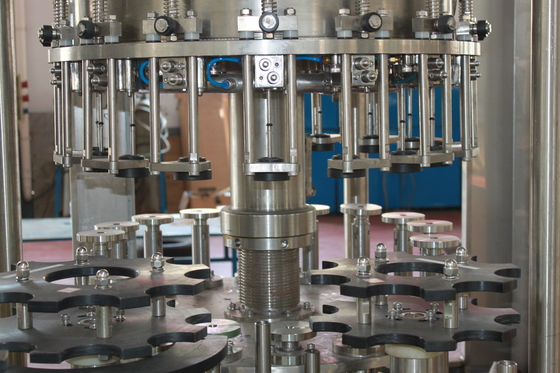 Linha de produção máquina tampando de enchimento de lavagem automática da cervejaria da proposta da água de garrafa