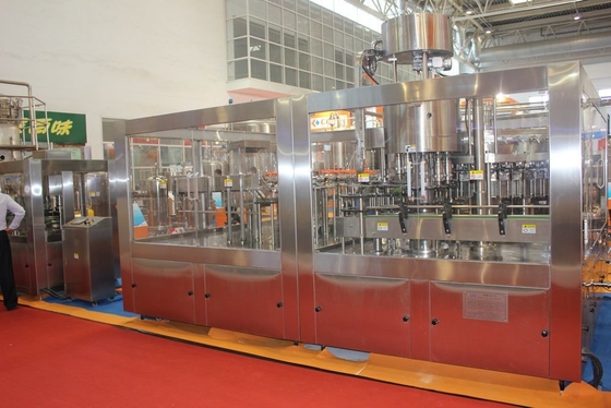 Linha de produção elétrica velocidade ajustável da cervejaria com o painel de controle do PLC