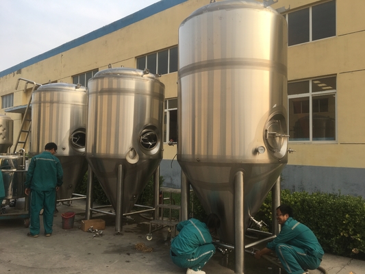 o fermentador comercial da cerveja dos tanques de fermentação da cervejaria de 5HL 10HL lustrou a superfície