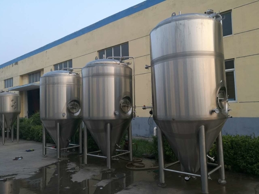 o fermentador comercial da cerveja dos tanques de fermentação da cervejaria de 5HL 10HL lustrou a superfície