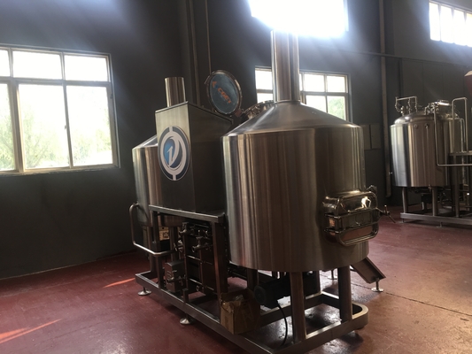 tipo vertical superfície lustrada do equipamento de aço inoxidável da fabricação de cerveja 5bbl