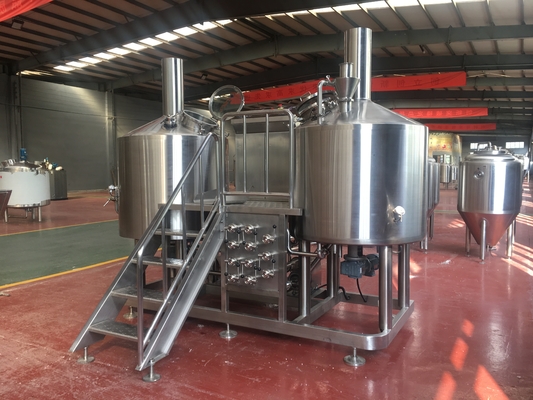 tipo vertical superfície lustrada do equipamento de aço inoxidável da fabricação de cerveja 5bbl