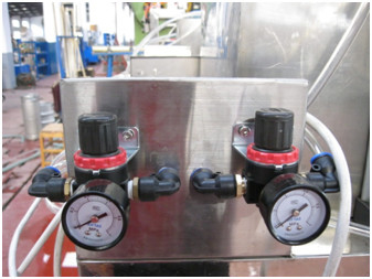 Operação manual de enchimento de aço inoxidável do equipamento do barril de cerveja da arruela e do enchimento do barril de cerveja