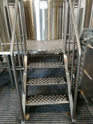 304 micro planta pequena de aço inoxidável do turnkey do sistema da fabricação de cerveja do equipamento 1200l da cerveja