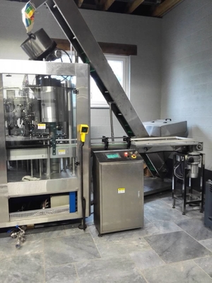 3 bondes em 1 capsulador de vidro do enchimento da arruela da cerveja da máquina de engarrafamento