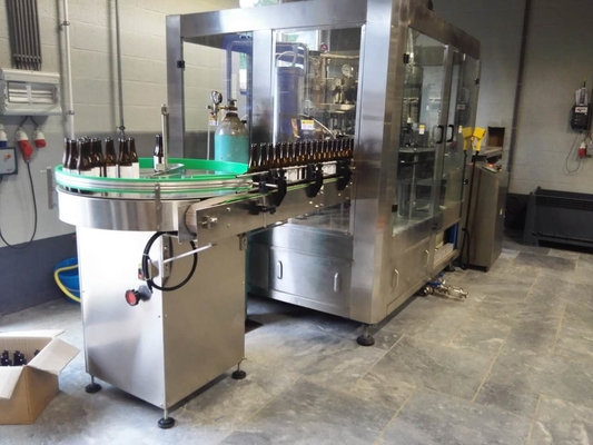 3 bondes em 1 capsulador de vidro do enchimento da arruela da cerveja da máquina de engarrafamento