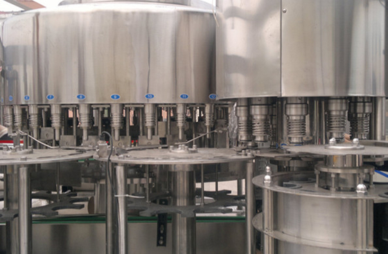 sistema bonde do equipamento comercial do engarrafamento de água 750Ml para o tambor, garrafas do ANIMAL DE ESTIMAÇÃO