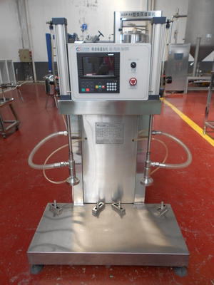 Operação manual de enchimento de aço inoxidável do equipamento do barril de cerveja da arruela e do enchimento do barril de cerveja